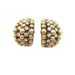 Boucles d'oreilles Boucheron, "Grain de raisin" en or jaune et diamants.